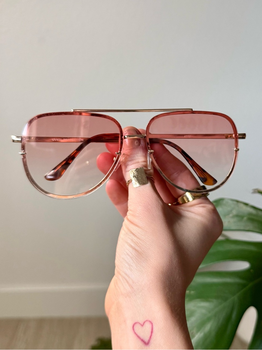 Vintage Style Pink Tinted Oversized Aviator Sunglasses Gold Frame Retro Y2K